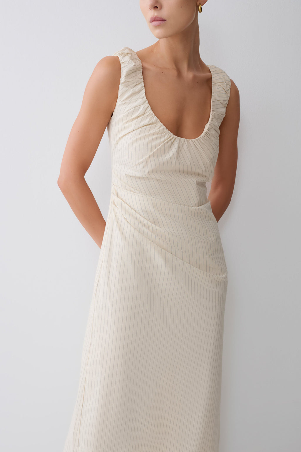 Anisa Scoop Neck Maxi Dress