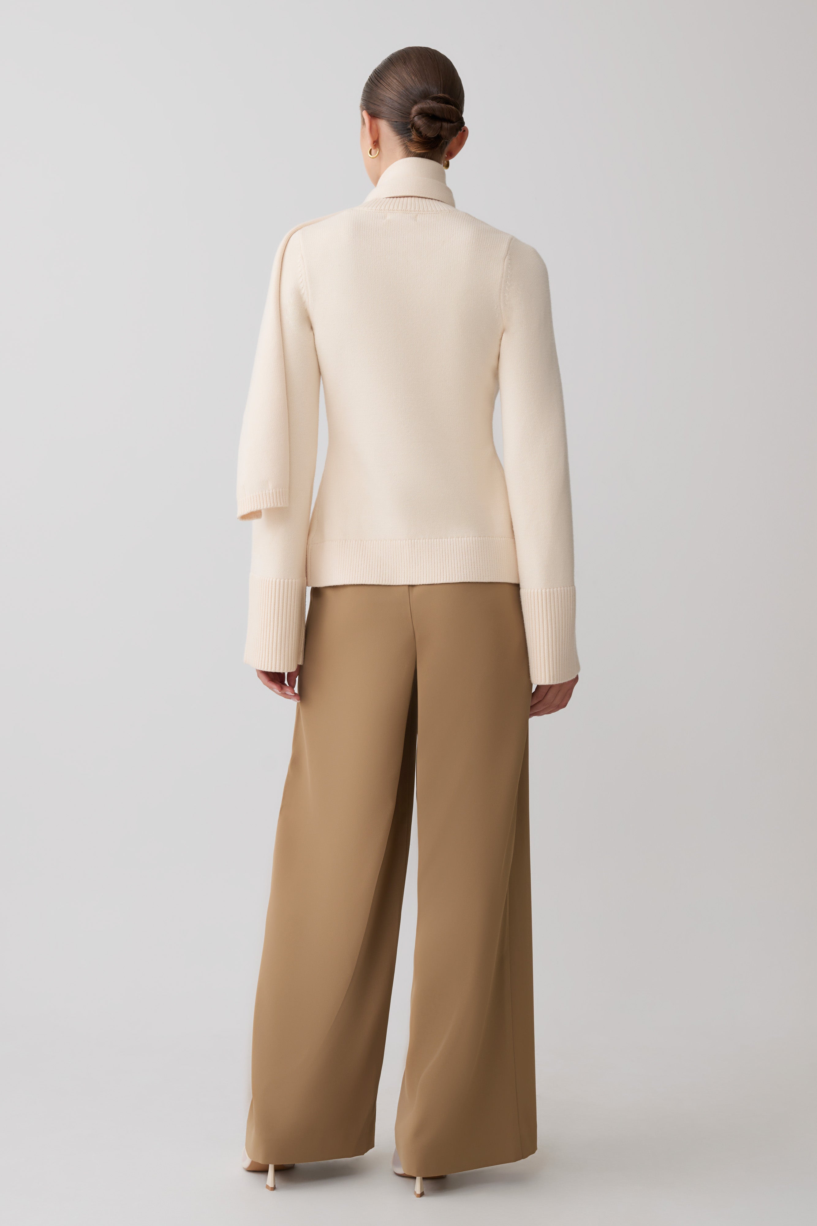 Lara Knit Cardigan With Scarf in Ivory – Chic&Drifts