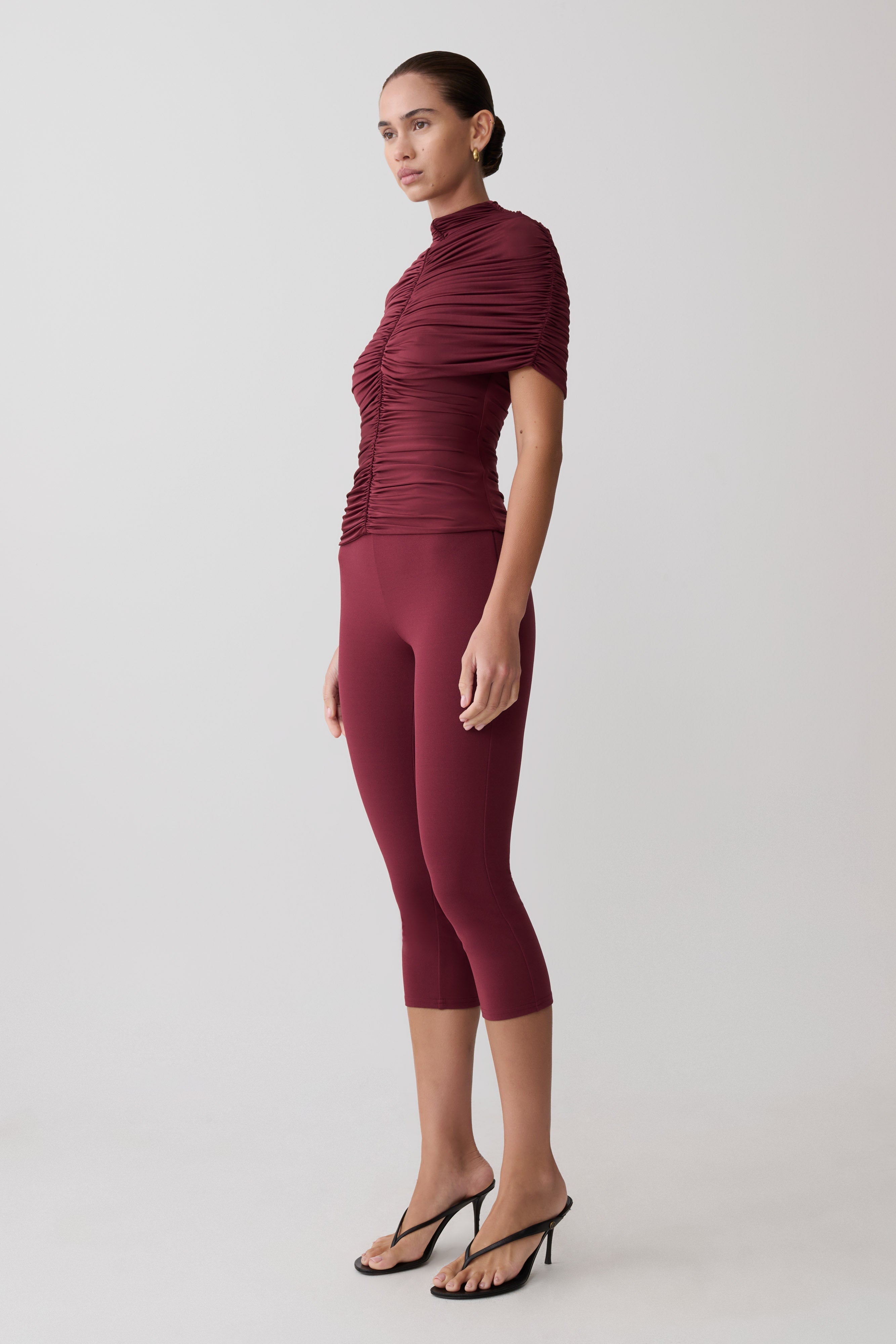 Blanca Stretch Crepe Capri Trousers - Mahogany