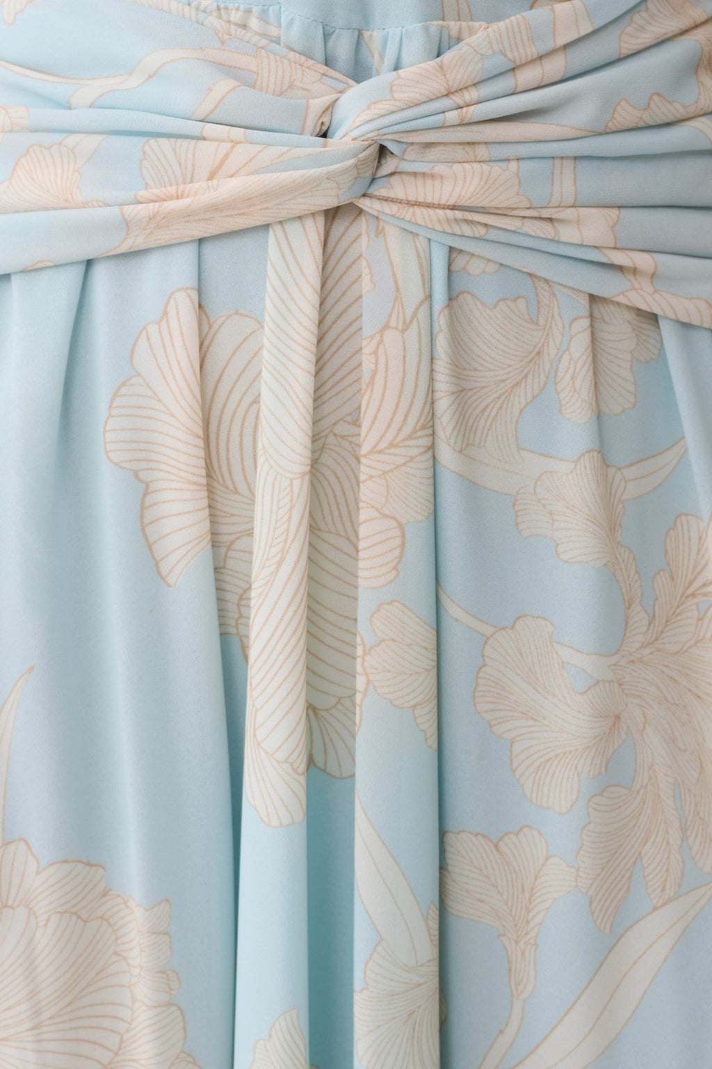 Cyra Plunge Chiffon Midi Dress in Blue Floral Print – Chic&Drifts