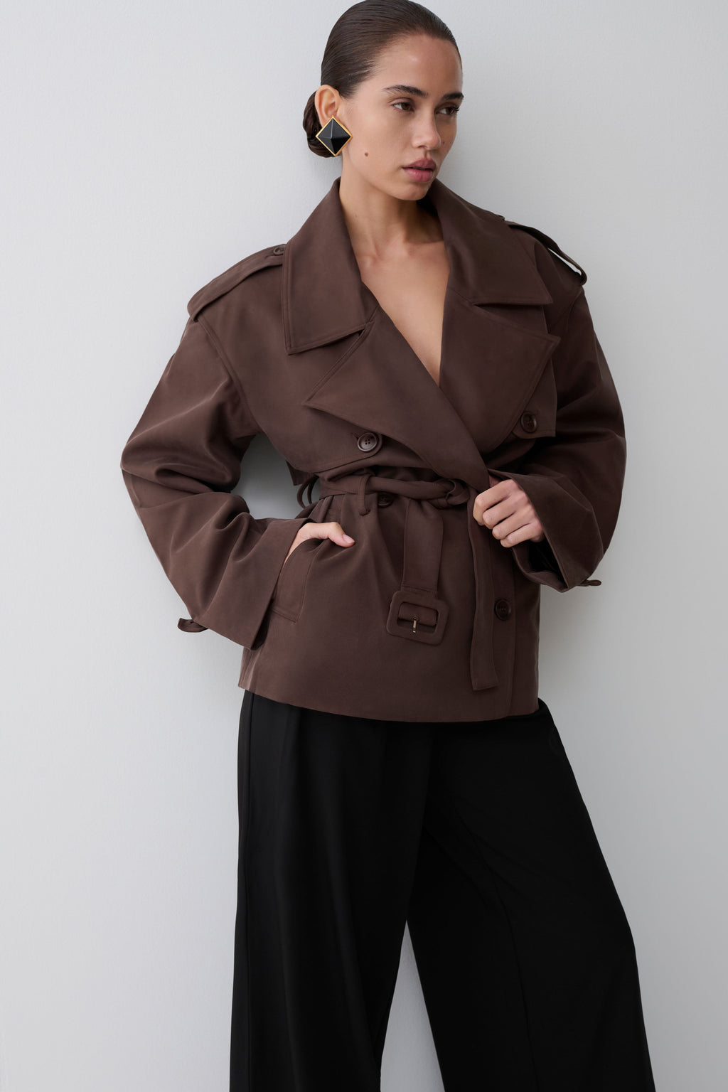 Alden Short Trench Jacket in Chocolate – Chic&Drifts