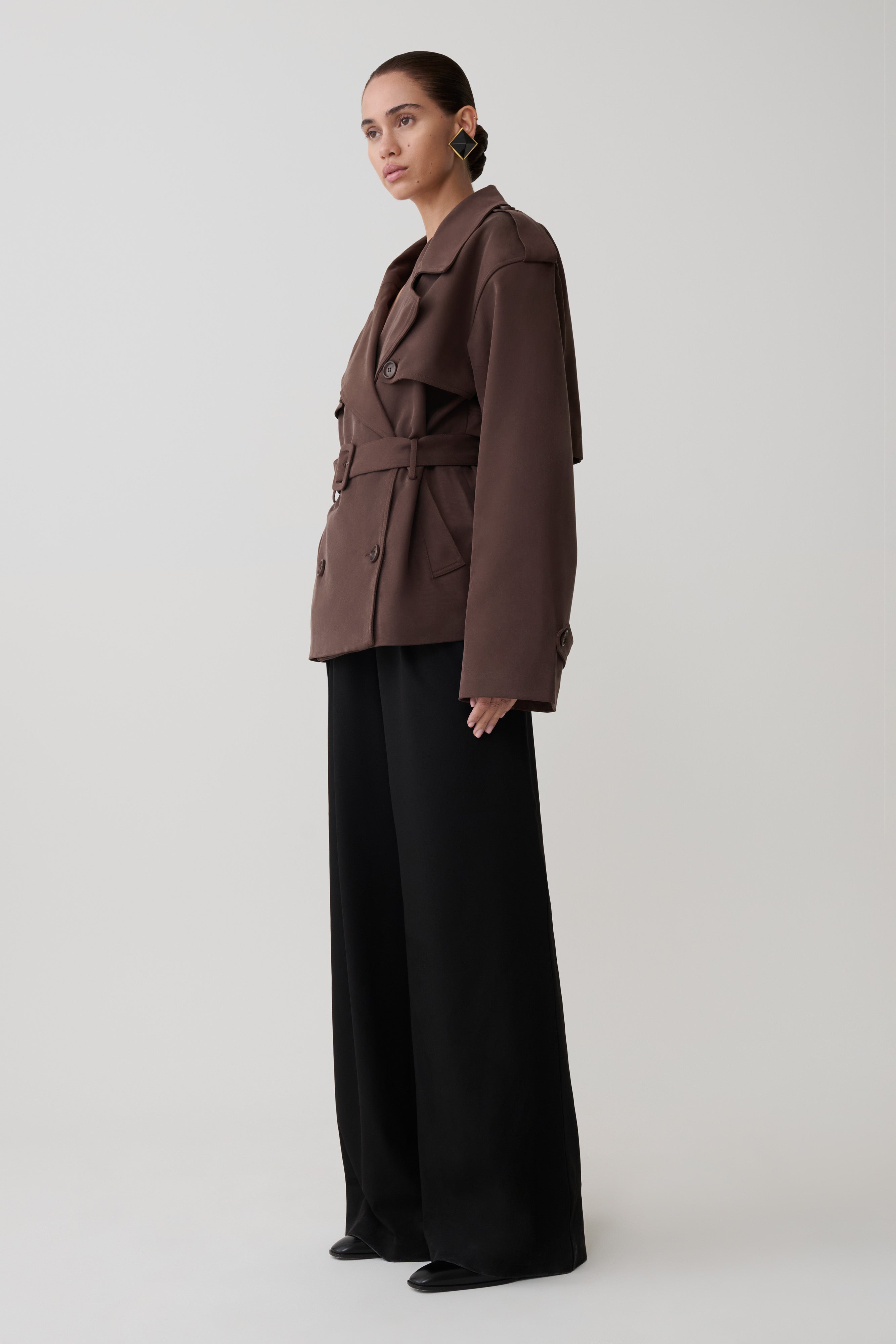 Alden Short Trench Jacket in Chocolate – Chic&Drifts