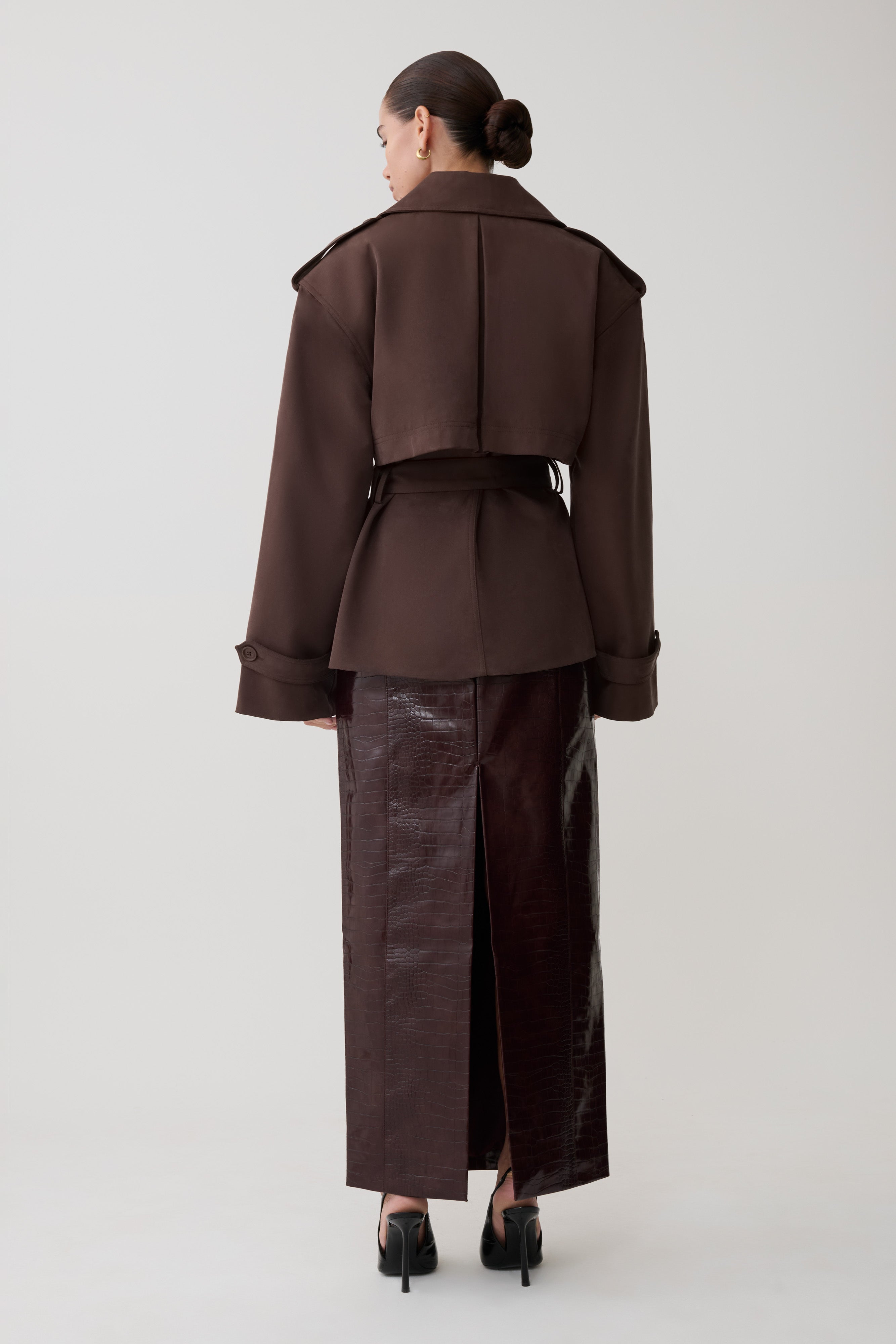 Alden Short Trench Jacket in Chocolate – Chic&Drifts