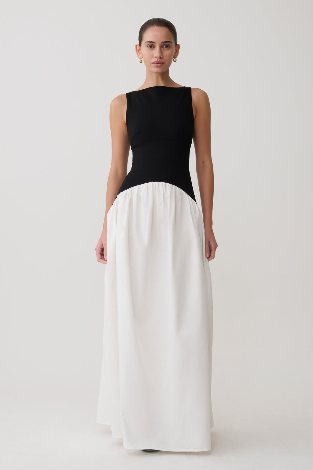 Acacia Contrast Sleeveless Maxi Dress in Black/White – Chic&Drifts
