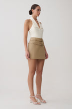 Calla Collared Sleeveless Halter Top in Ivory – Chic&Drifts