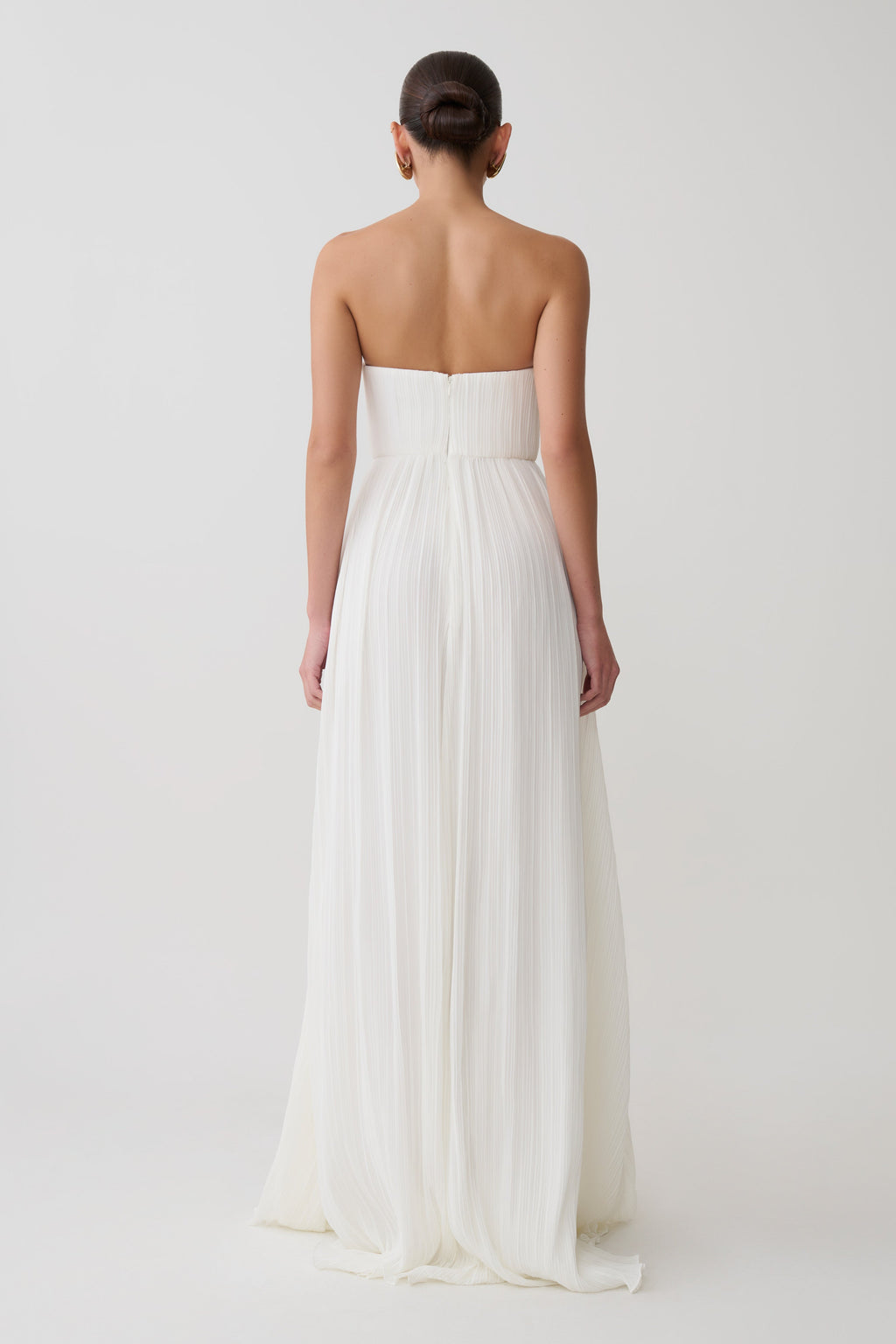 Juno Strapless Pleated Maxi Gown in White – Chic&Drifts