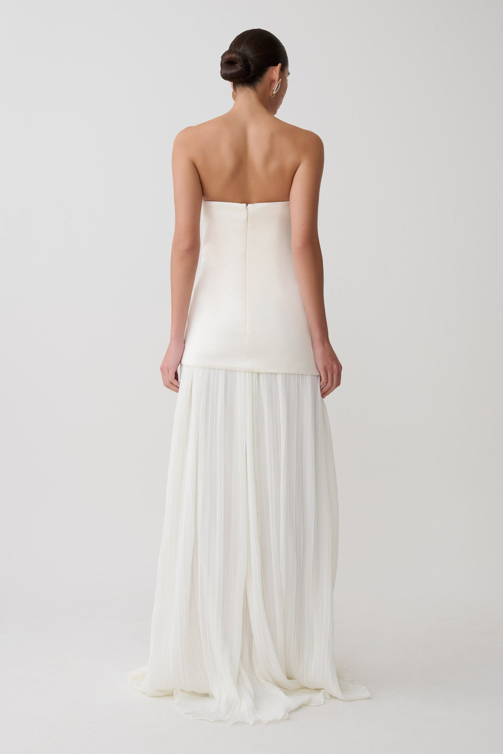 Juno Strapless Pleated Maxi Gown in White – Chic&Drifts