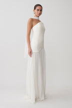 Juno Strapless Pleated Maxi Gown in White – Chic&Drifts