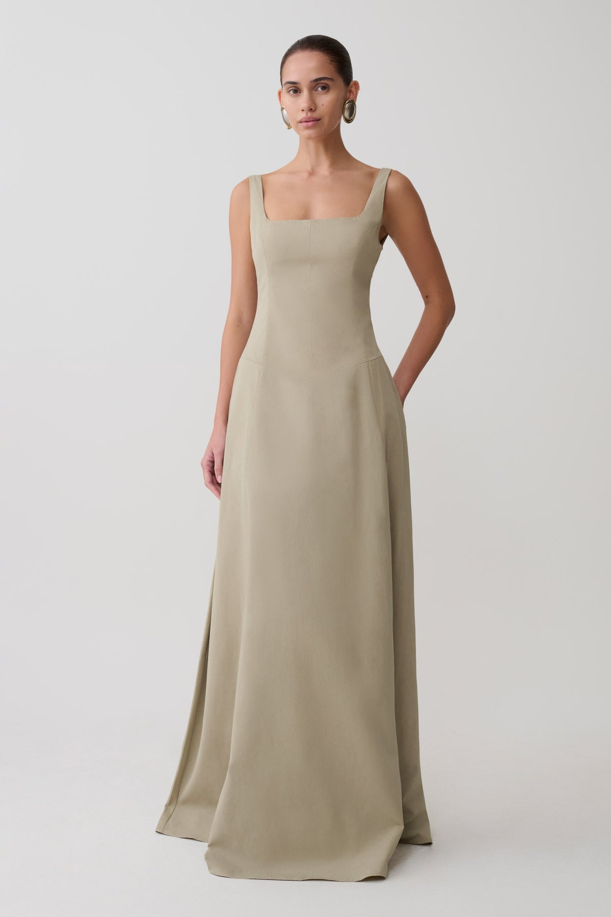 Salma Drop Waist Cotton Maxi Dress in Sage – Chic&Drifts