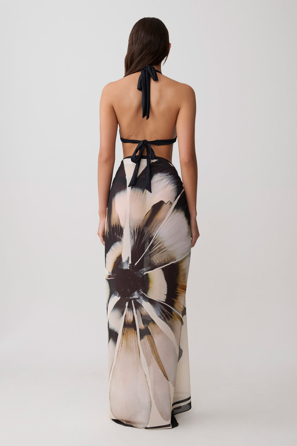 Noa Chiffon Scarf Sarong in Ivory Base Floral Print – Chic&Drifts