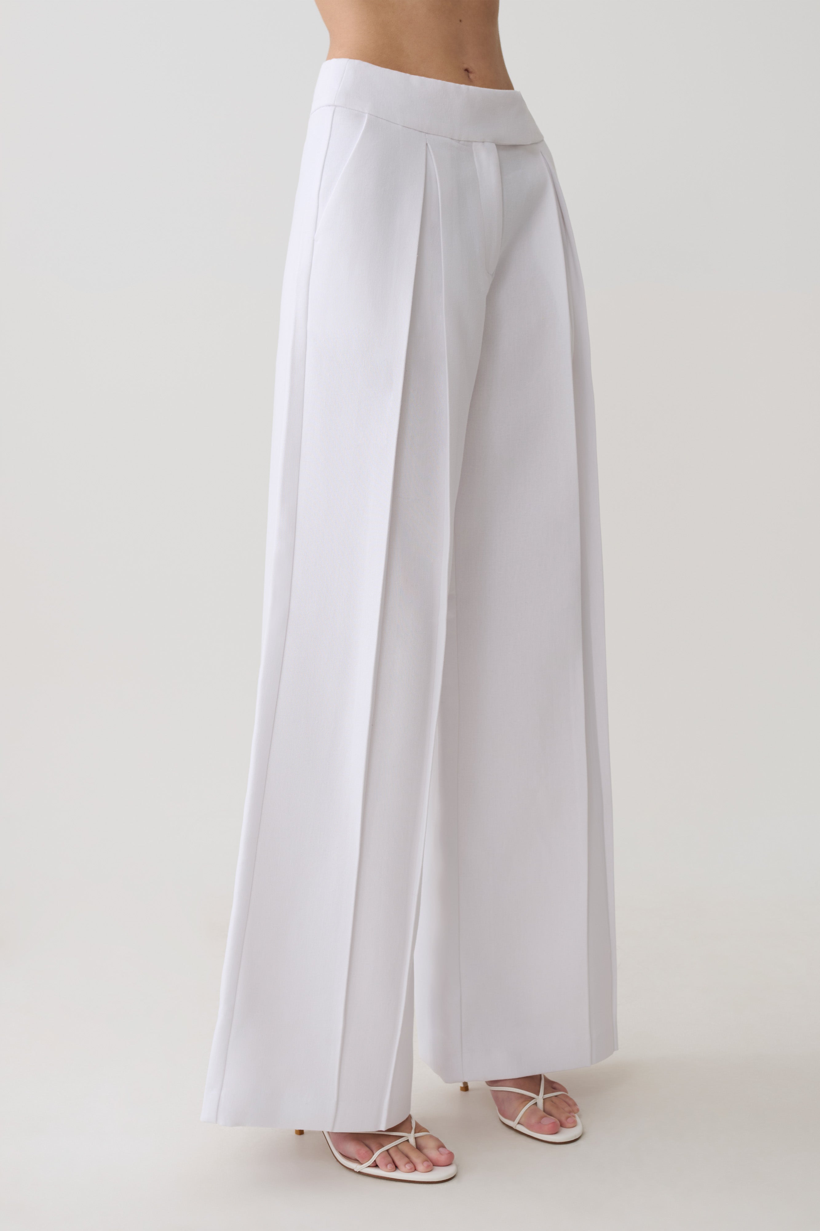 Raya Mid Rise Wide Leg Linen Trouser - White