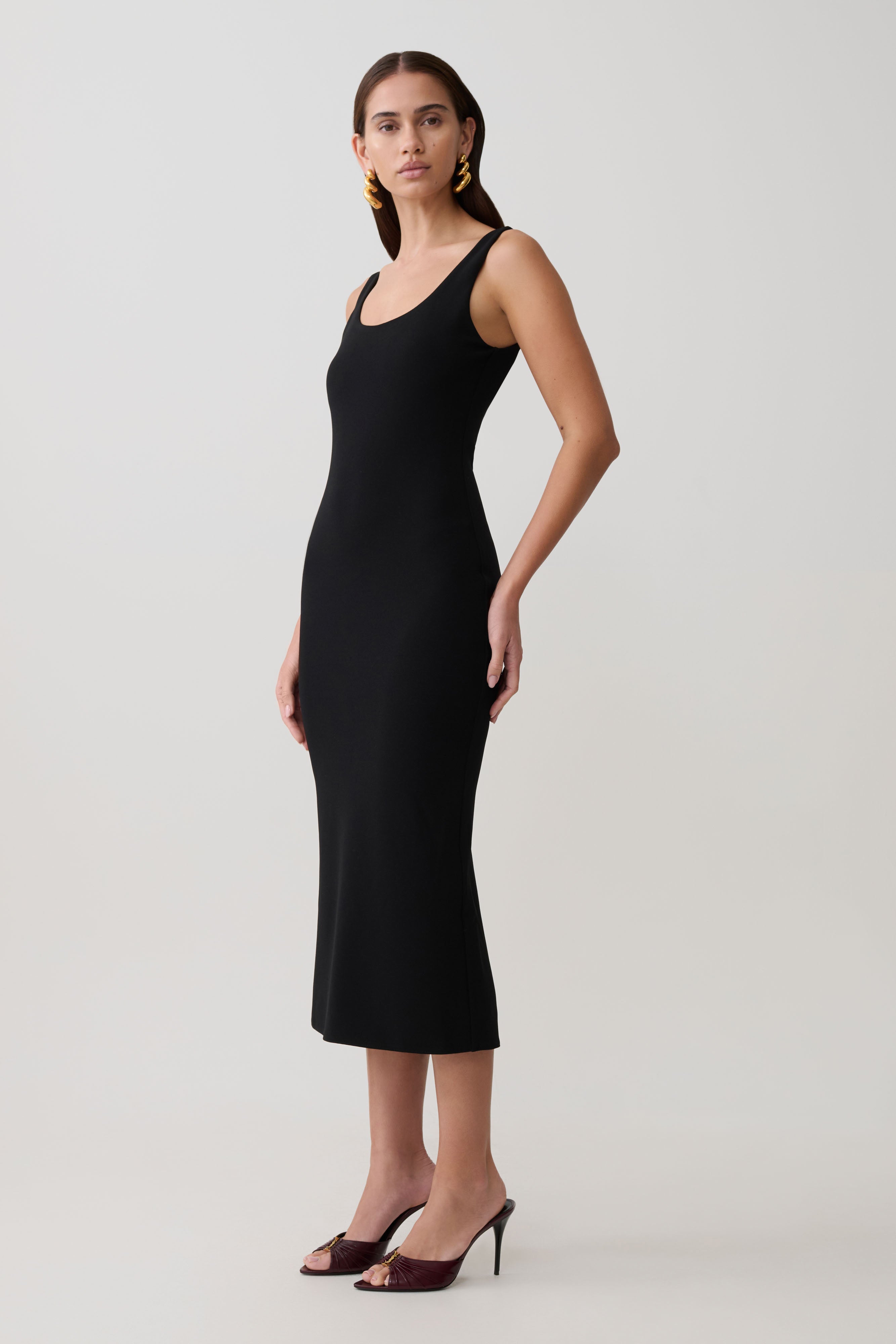 Allyra Scoop Stretch Crepe Midi Dress