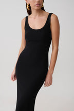 Allyra Scoop Stretch Crepe Midi Dress in Black – Chic&Drifts