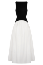 Acacia Contrast Sleeveless Maxi Dress in Black/White – Chic&Drifts