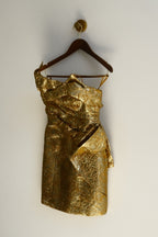 Sadie Structured Mini Dress in Gold – Chic&Drifts