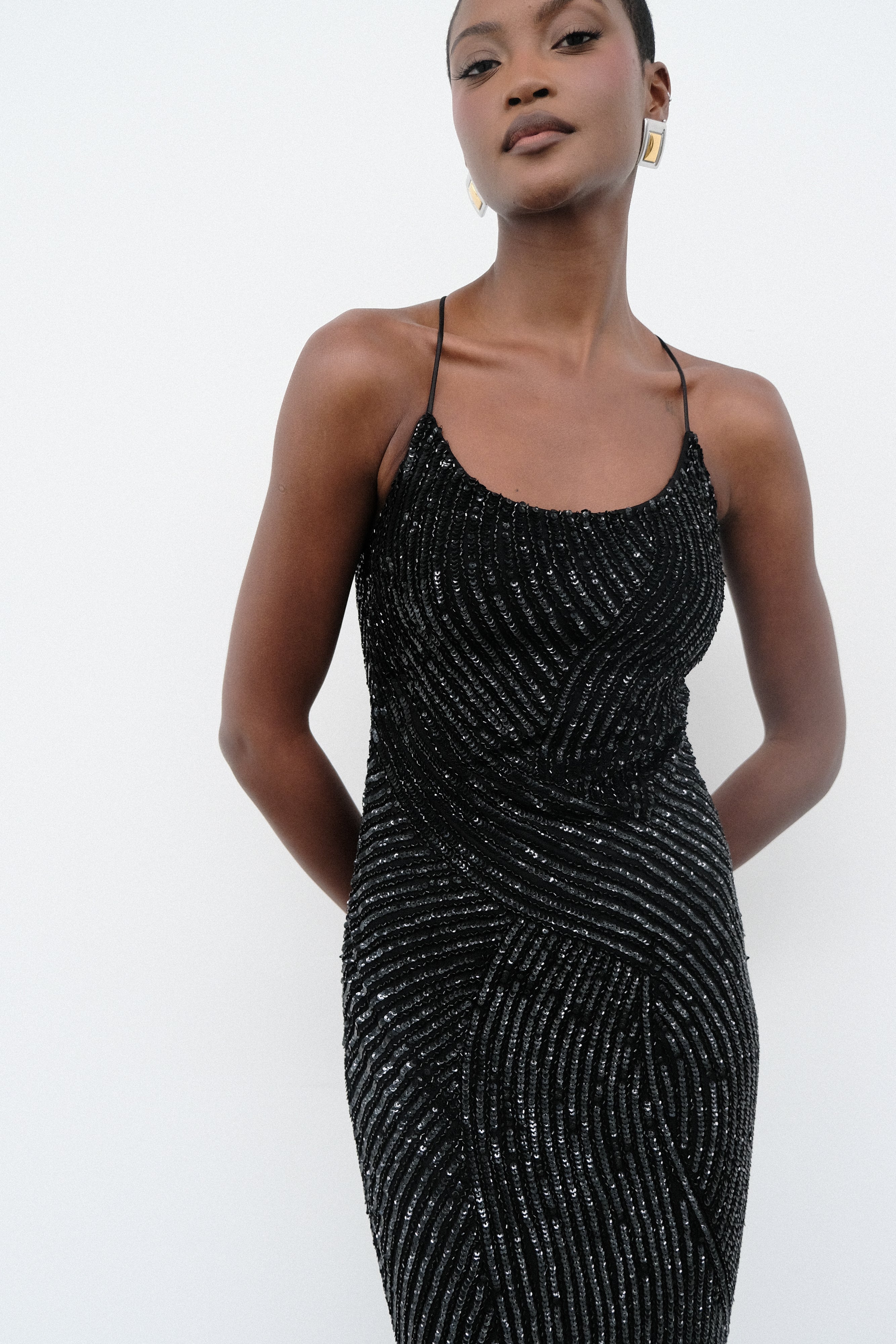 Tierra Sequin Maxi Dress in Black – Chic&Drifts