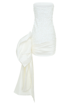 Franka Strapless Bow Mini Dress in White – Chic&Drifts