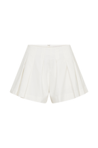 Issy Cotton Shorts in White – Chic&Drifts