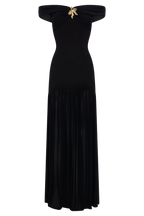 Kellie Off Shoulder Crepe Maxi Dress in Black – Chic&Drifts