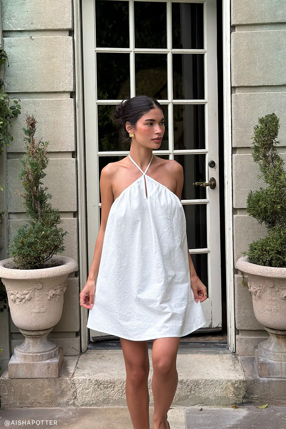 Sonja Keyhole Halter Cotton Mini Dress in White – Chic&Drifts