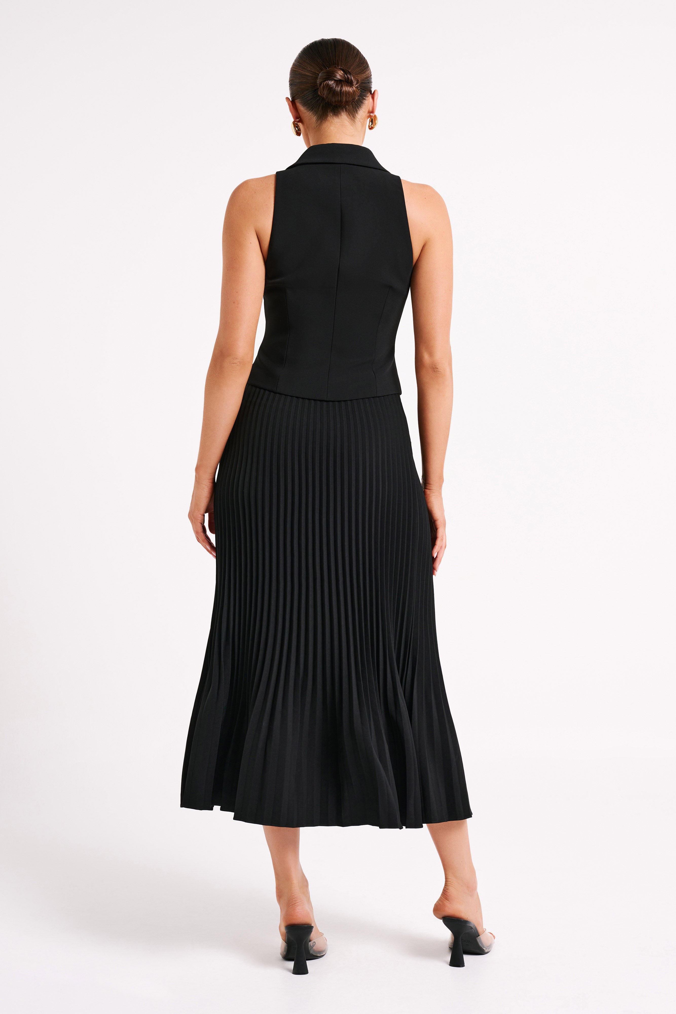 Twyla Pleated Suiting Maxi Skirt in Black – Chic&Drifts