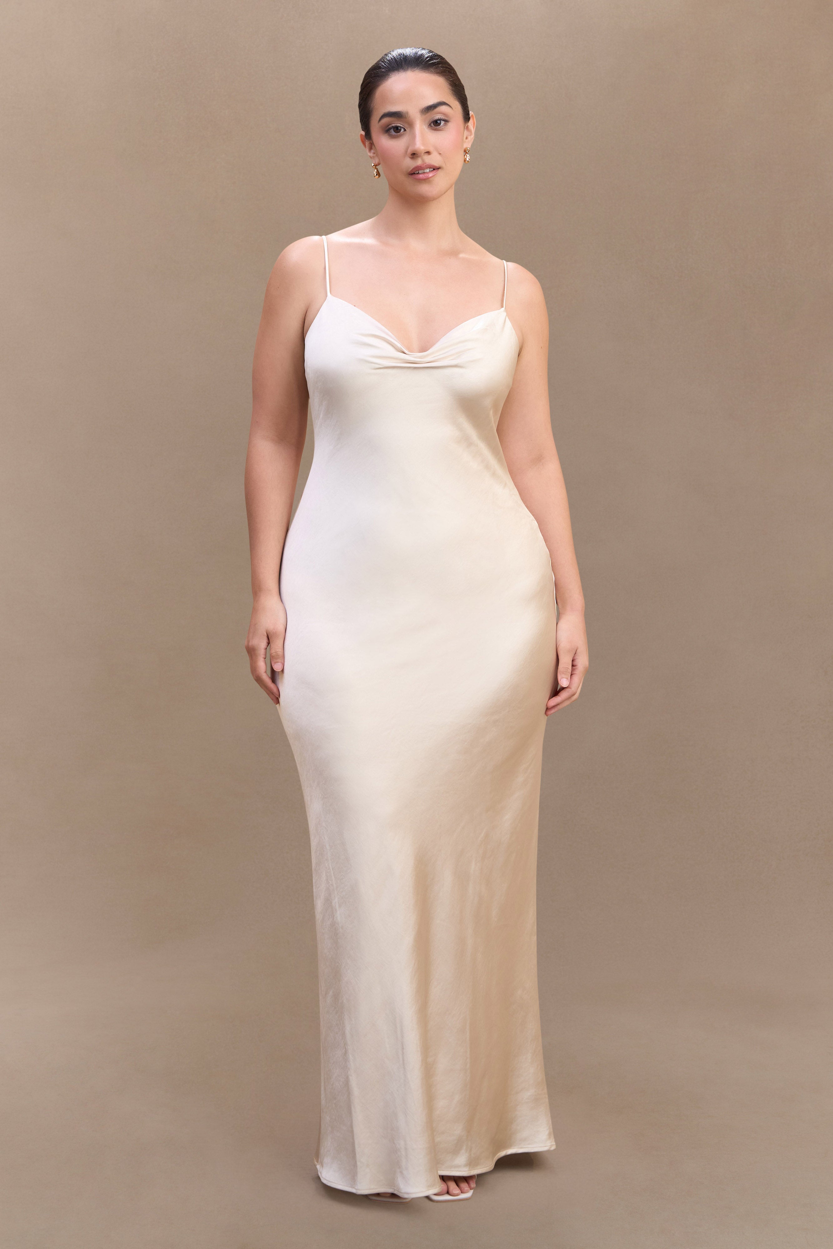 Lilly Sweetheart Satin Maxi Dress in Blush Gold – Chic&Drifts