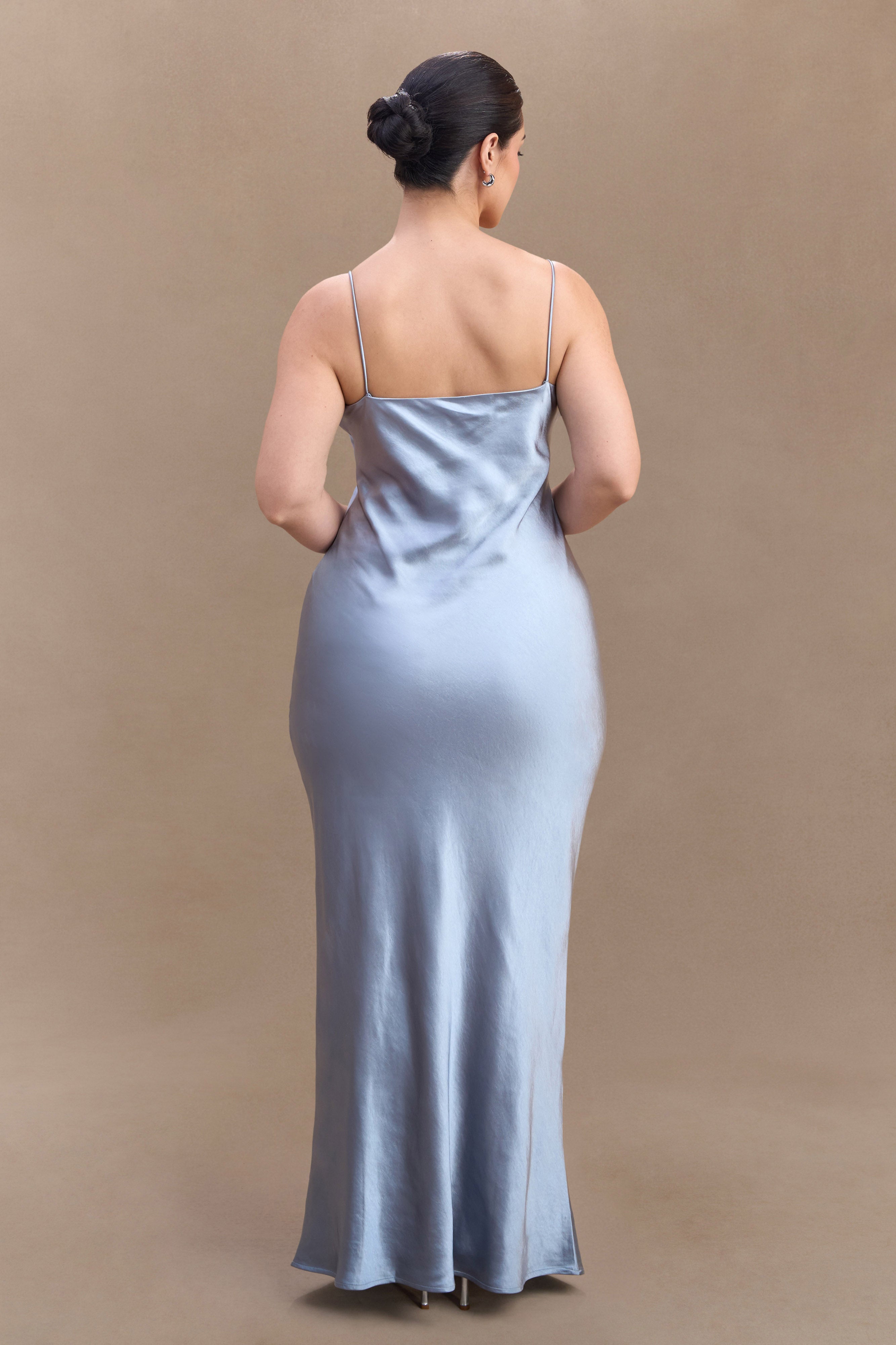 Lilly Sweetheart Satin Maxi Dress in Frosted Blue – Chic&Drifts