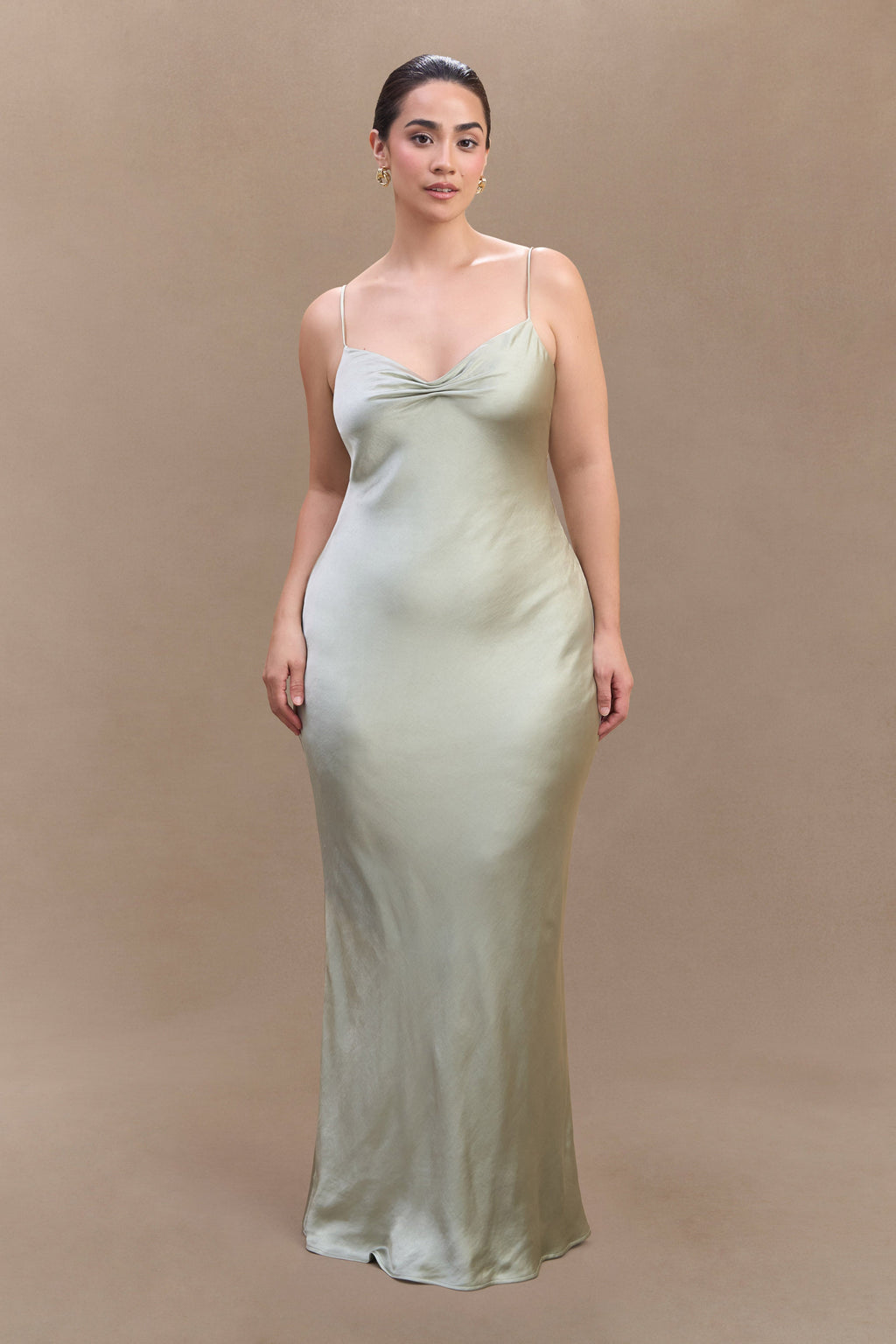 Lilly Sweetheart Satin Maxi Dress in Sage – Chic&Drifts