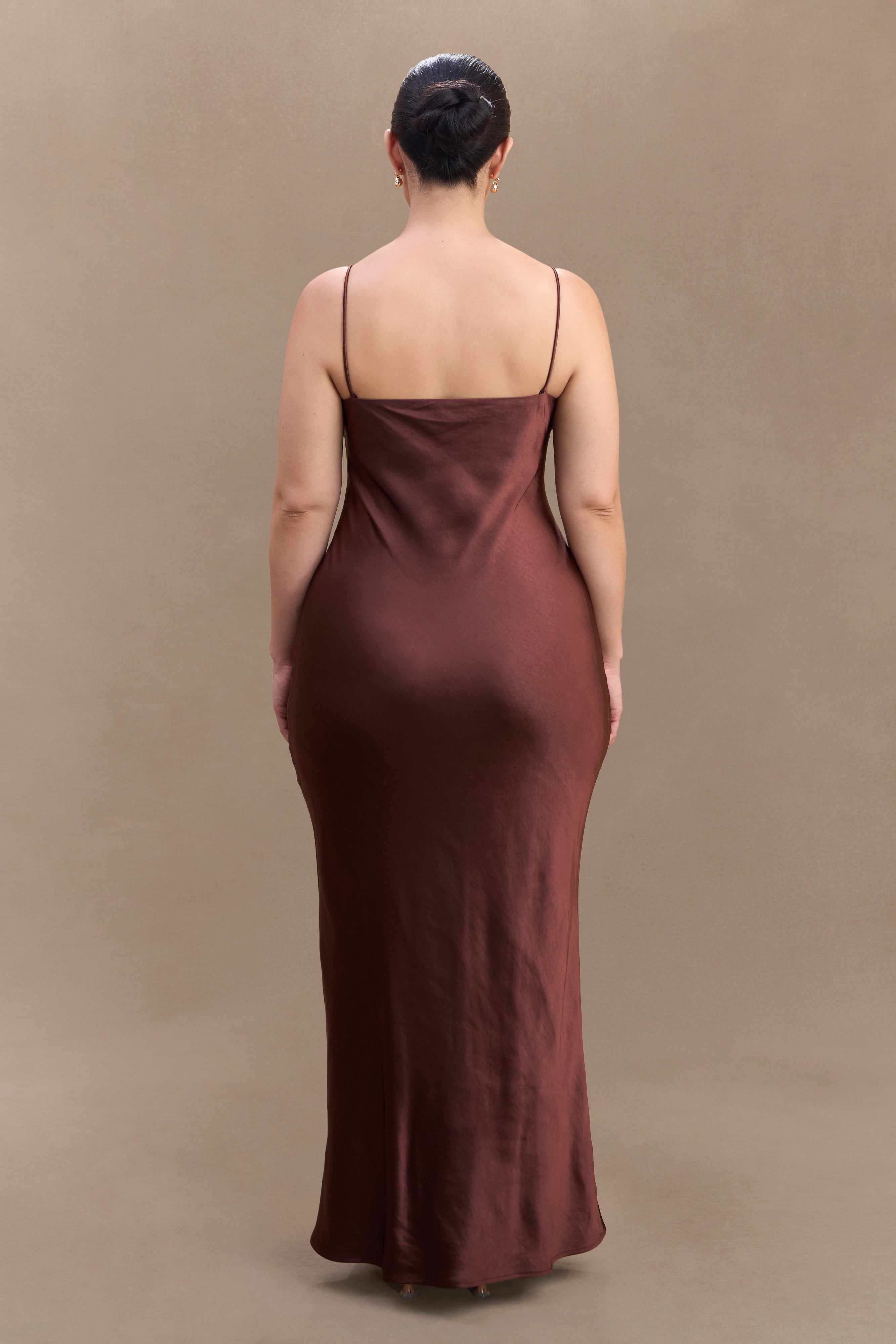 Lilly Sweetheart Satin Maxi Dress in Dark Chocolate – Chic&Drifts