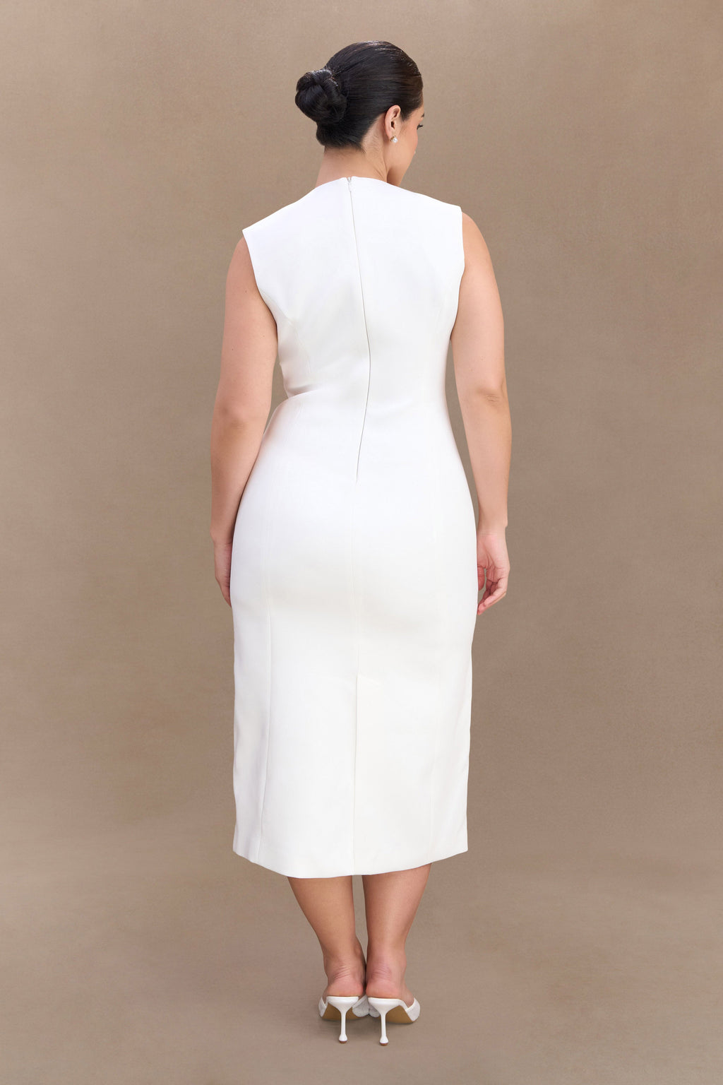 Audrine Suiting Sleeveless Midi Dress in Ivory – Chic&Drifts