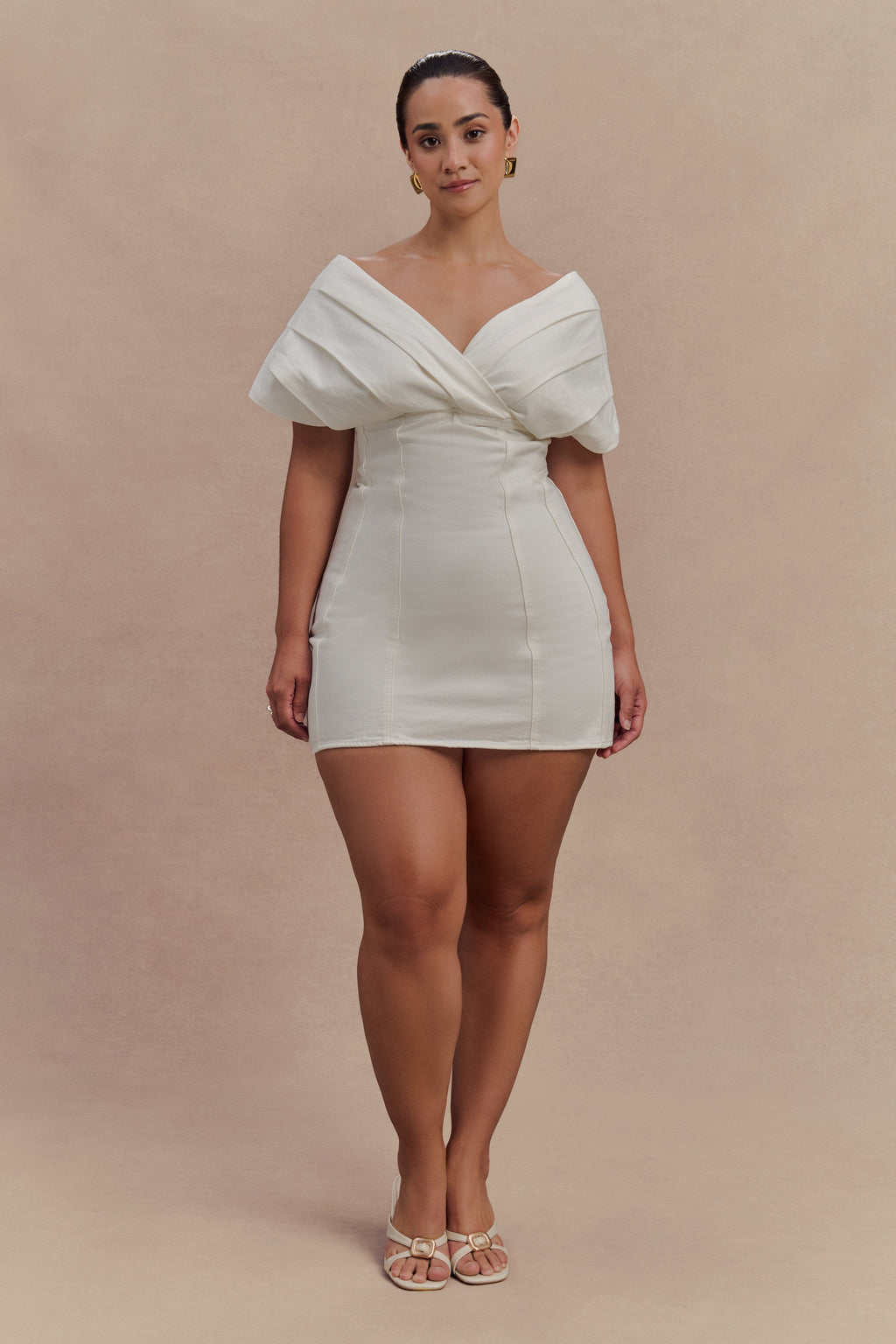 Pascale Off Shoulder Denim Mini Dress in White – Chic&Drifts