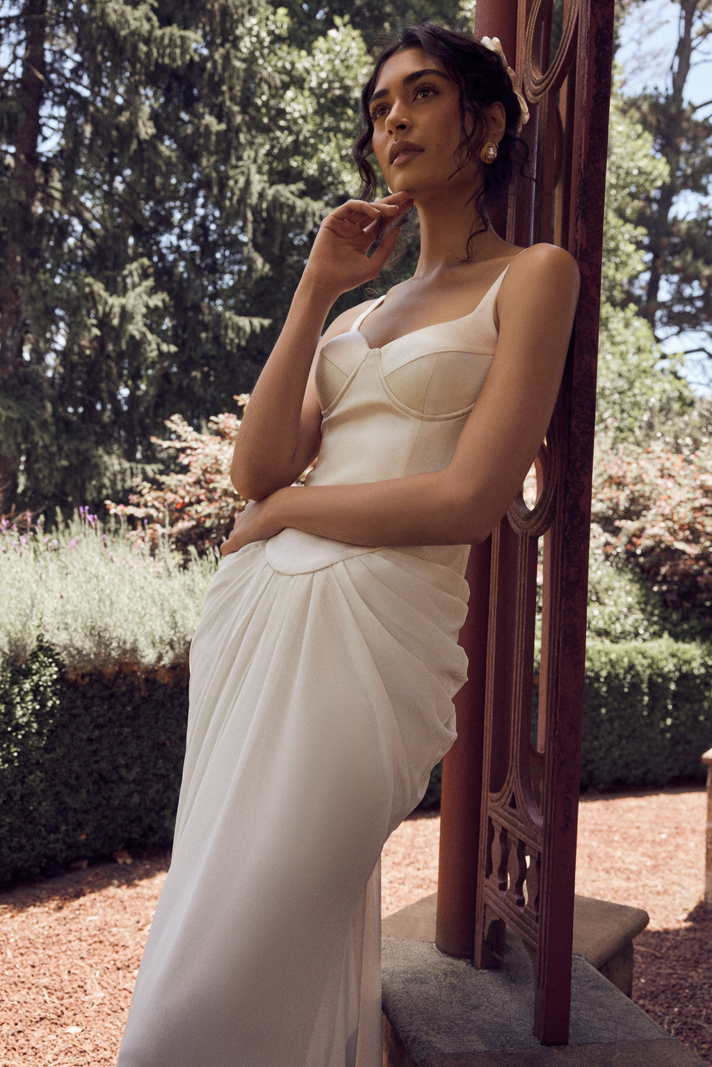 Leila Satin Corset Maxi Dress in Ivory – Chic&Drifts