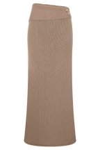Sloane Knit Maxi Skirt in Latte – Chic&Drifts